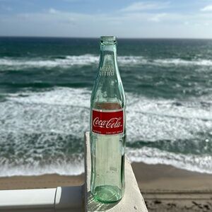 COCA COLA BOTTLE